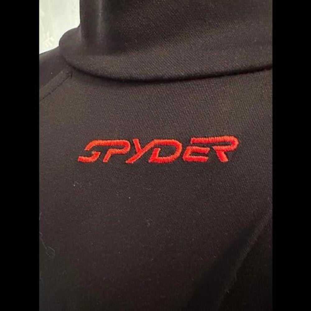 Stay Cozy and Stylish with Spyder Half-Zip Long Sleeve - Picture 3 of 3
